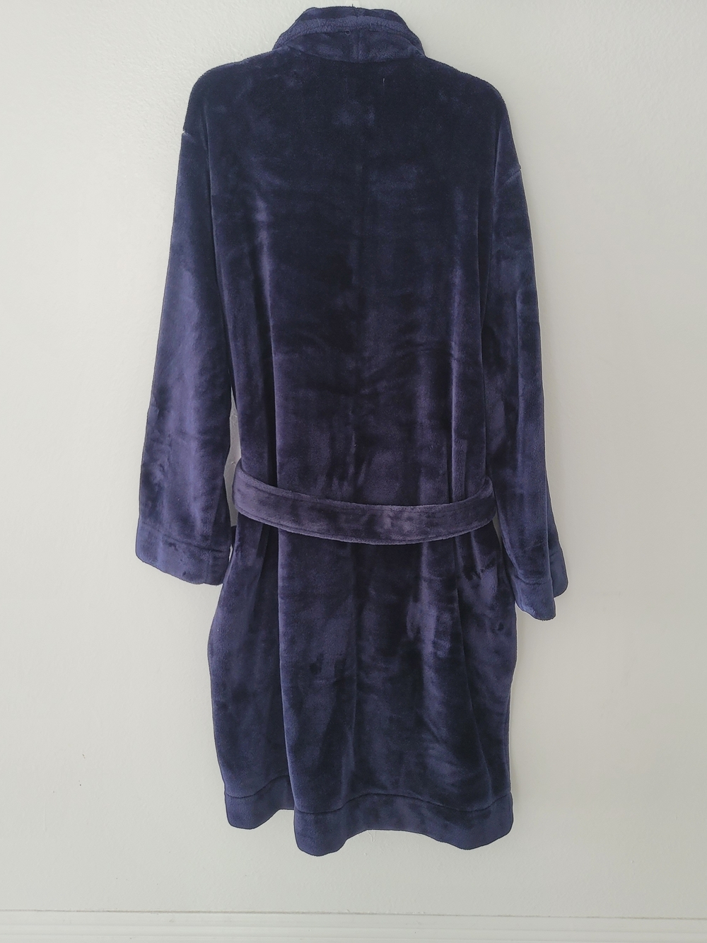 Club Room Navy Plush Velour Robe L/XL - Picture 5 of 9
